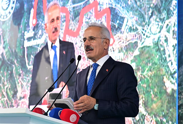 Samsun-hızlı-tren-konforu-ile-tanışacak!-Hızlı-Tren-Tekkeköy'e-kadar-gidecek